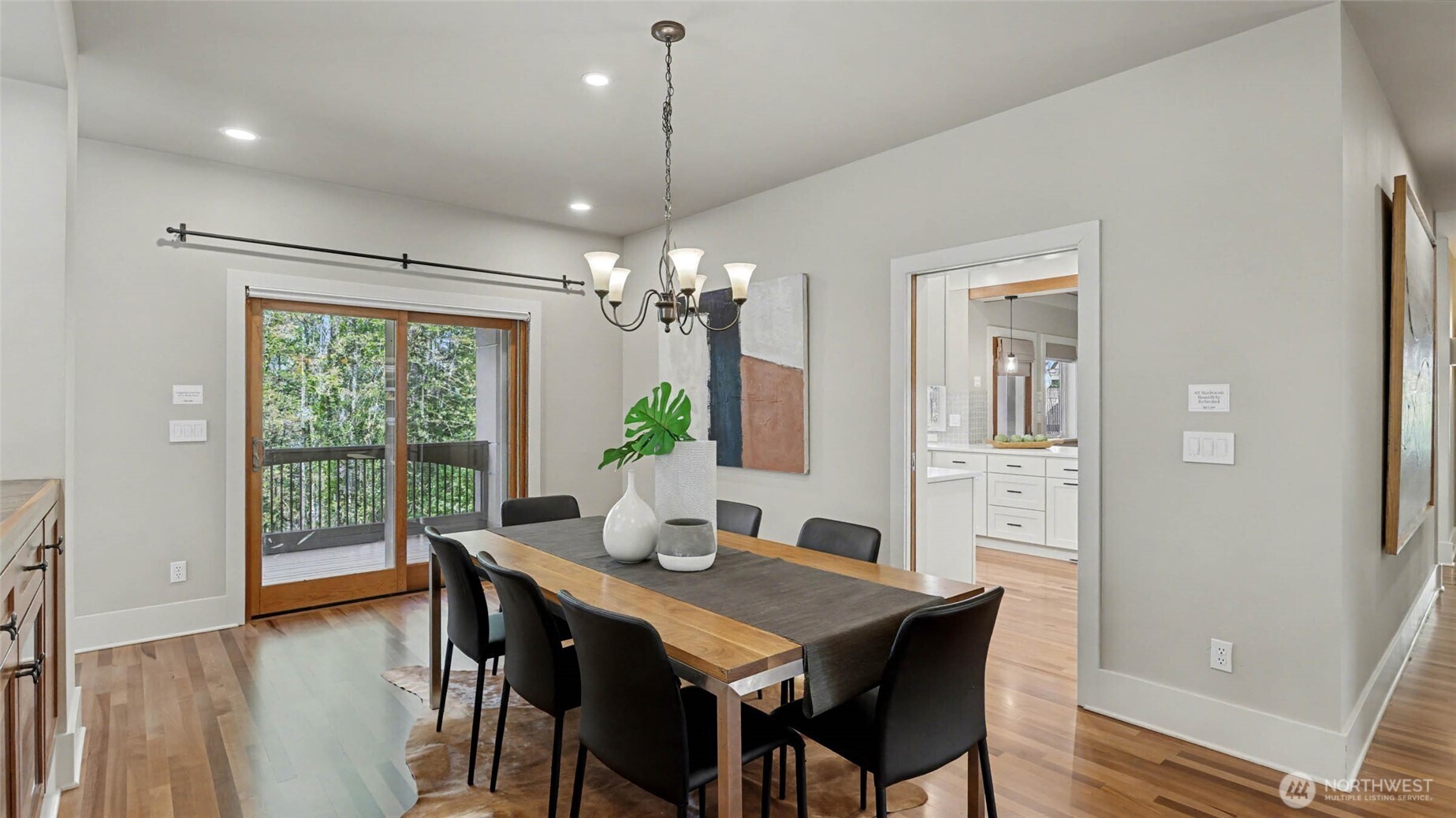 13730 Main Street , Bellevue, WA 98005