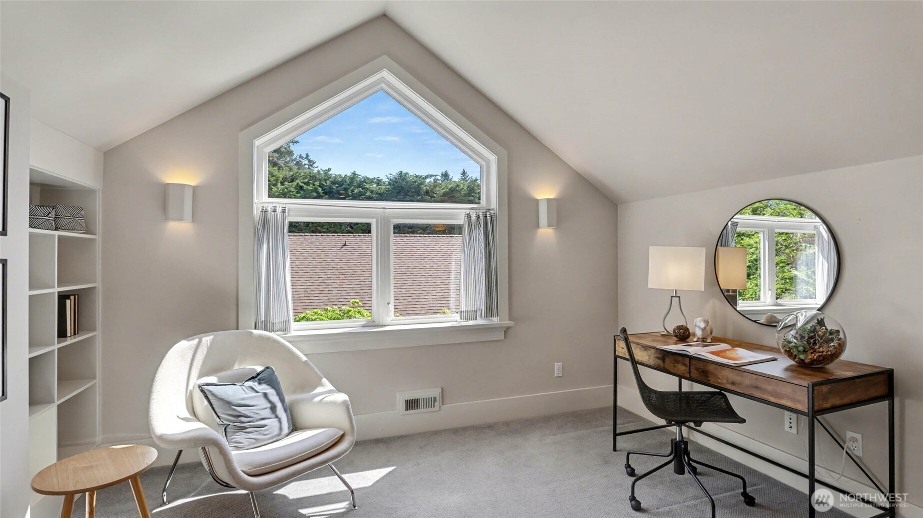 13730 Main Street , Bellevue, WA 98005