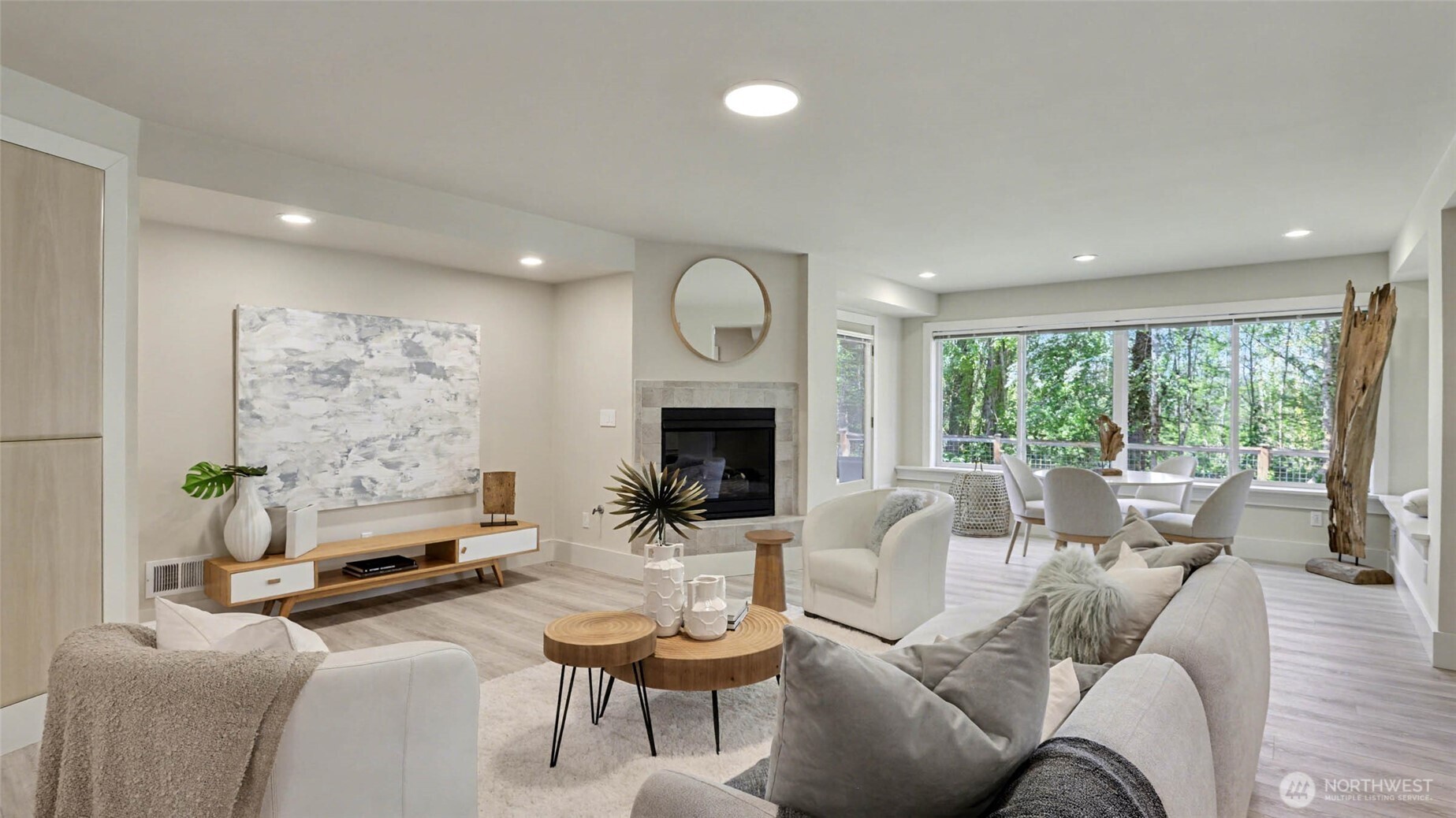 13730 Main Street , Bellevue, WA 98005