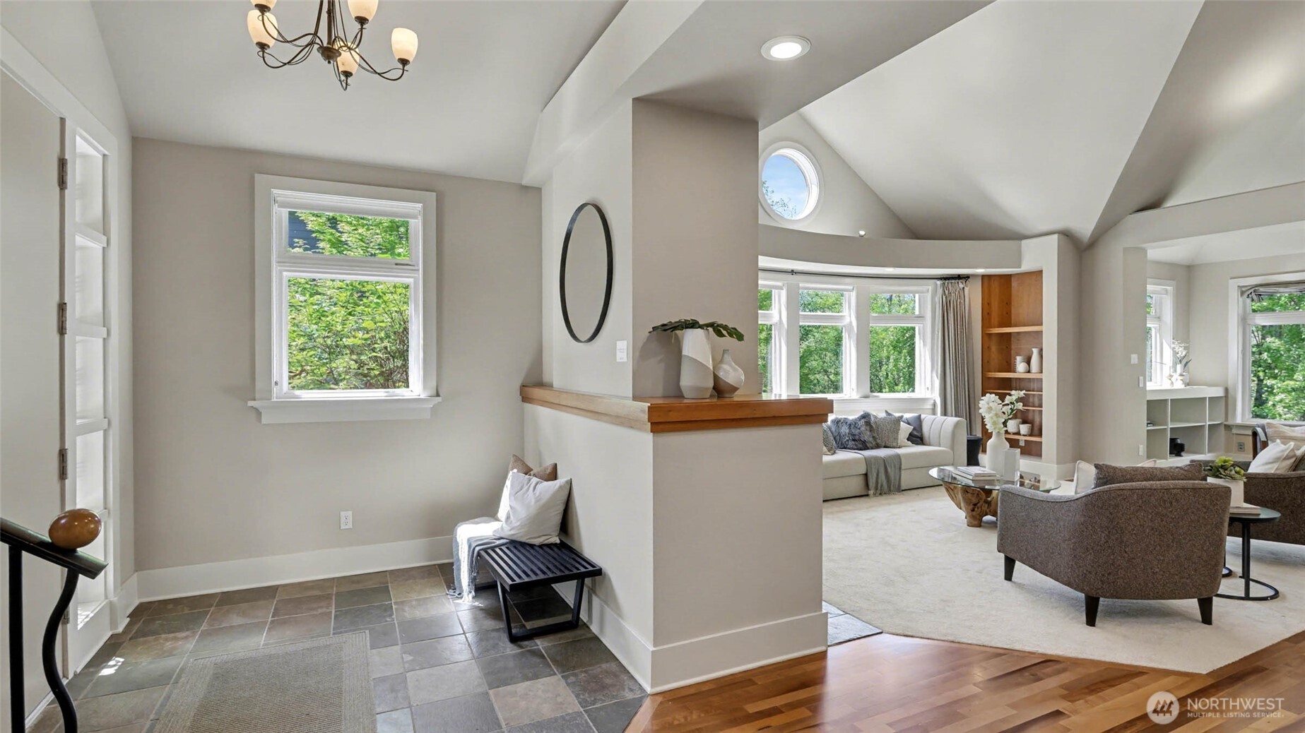 13730 Main Street , Bellevue, WA 98005