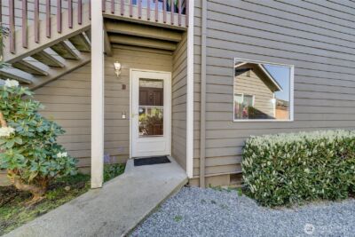 807 W Main Street #B, Monroe, WA 98272 - Photo 4