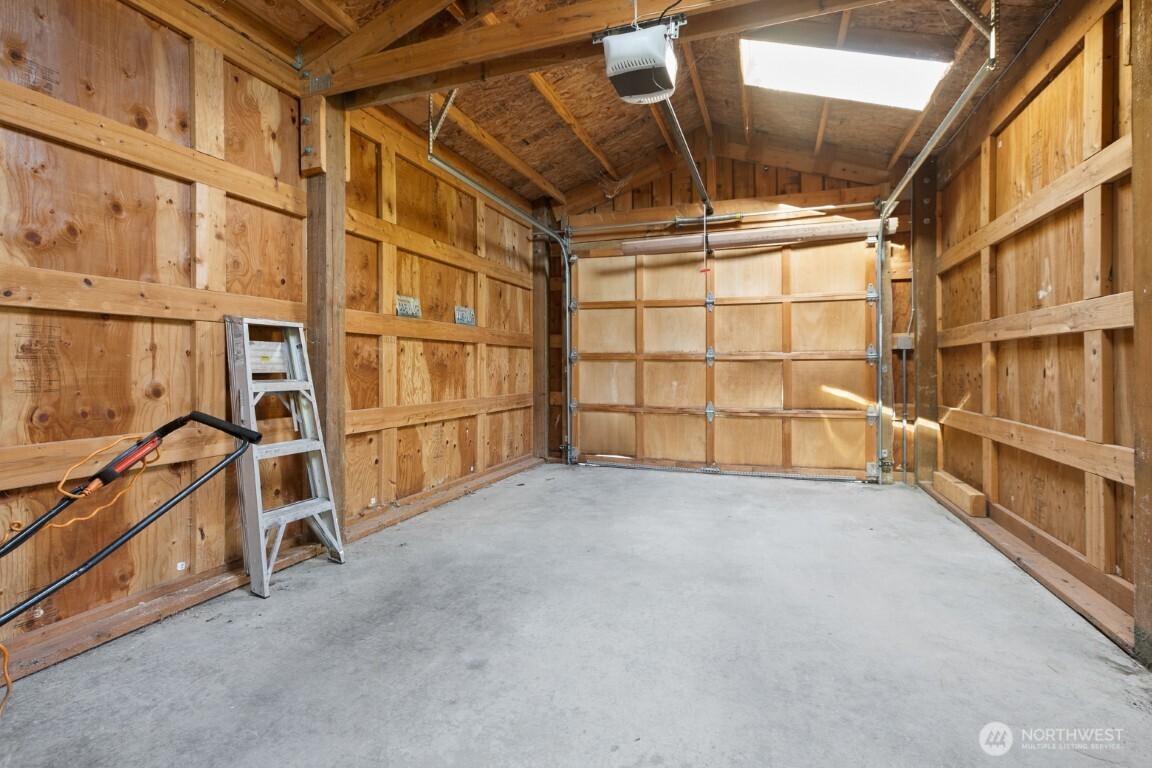 1415 38th Avenue , Seattle, WA 98122