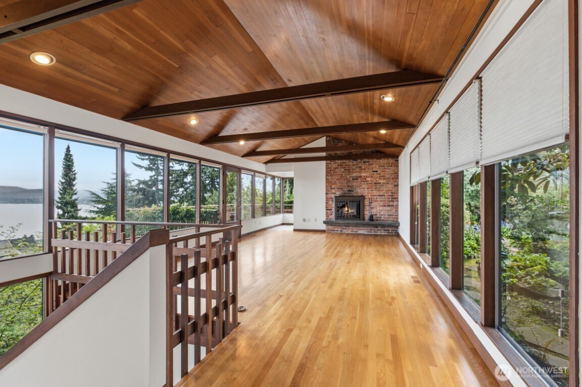 1415 38th Avenue , Seattle, WA 98122