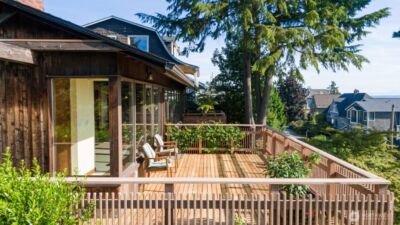 1415 38th Avenue , Seattle, WA 98122 - Photo 2