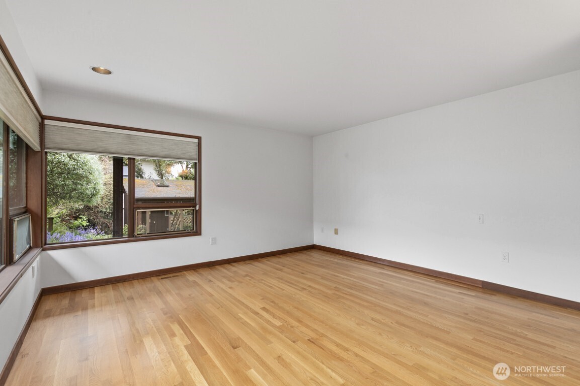 1415 38th Avenue , Seattle, WA 98122