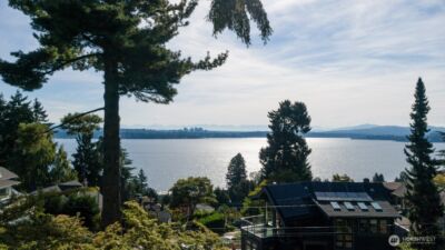 1415 38th Avenue , Seattle, WA 98122 - Photo 3