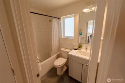 13540 39th Avenue NE #C, Seattle, WA 98125 - Photo 15