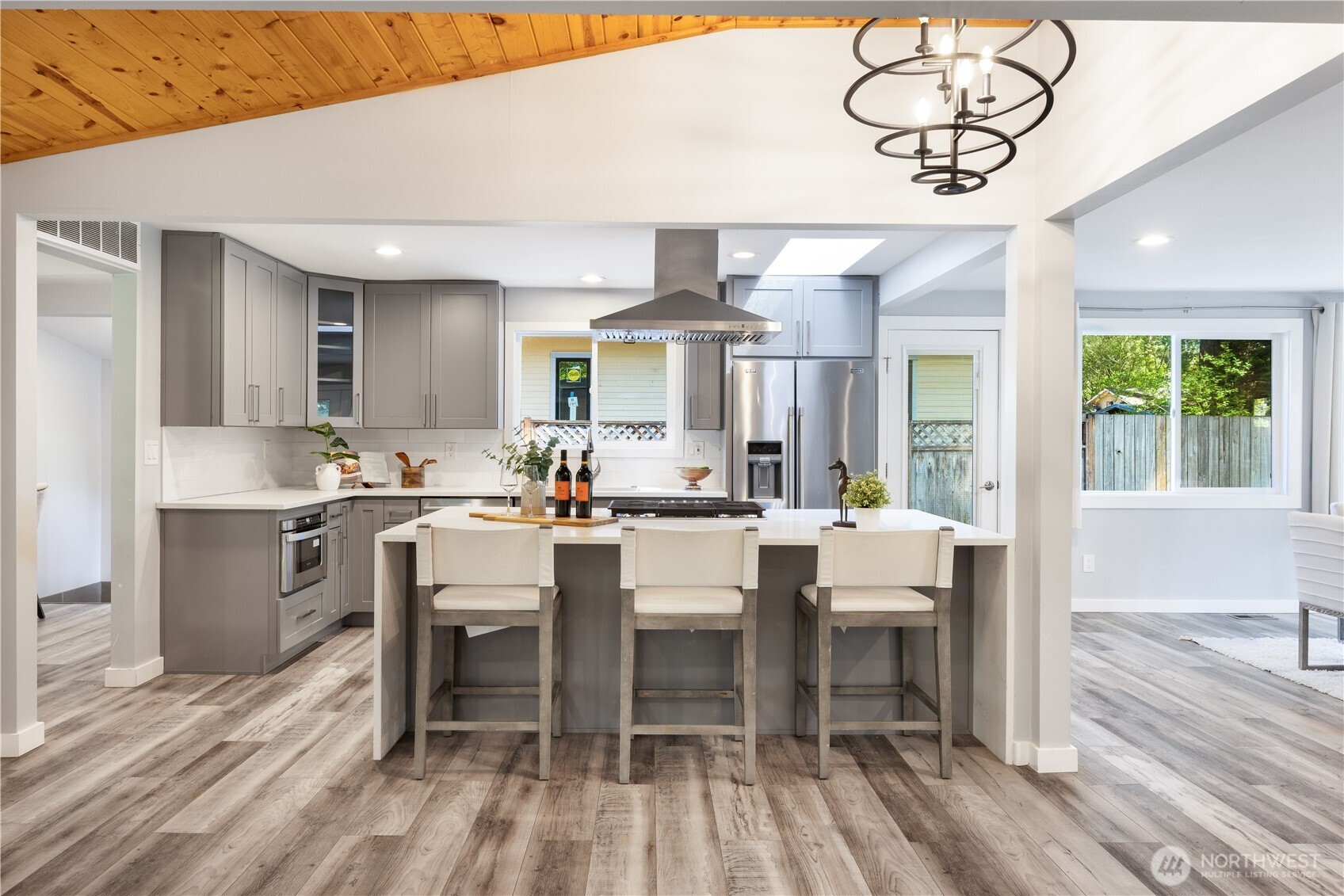2412 160th Avenue NE, Bellevue, WA 98008