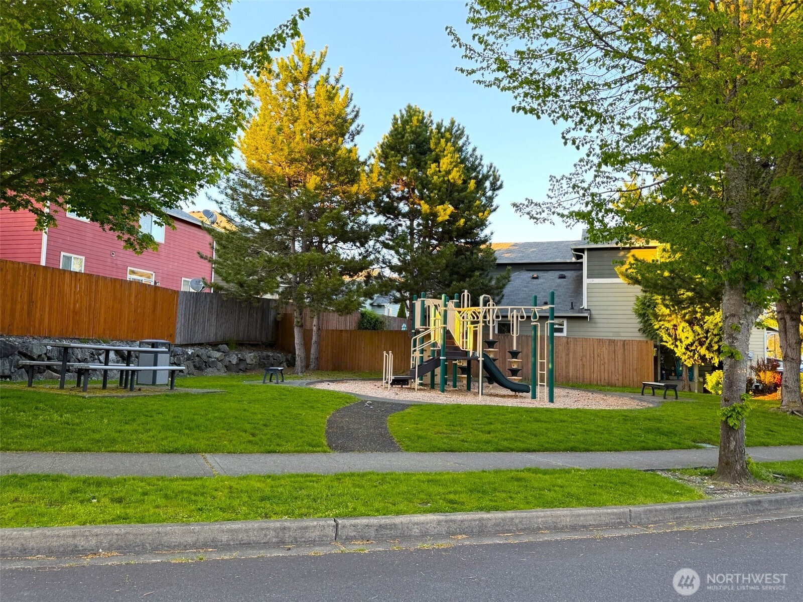 1507 Farina Loop SE, Olympia, WA 98513-9442
