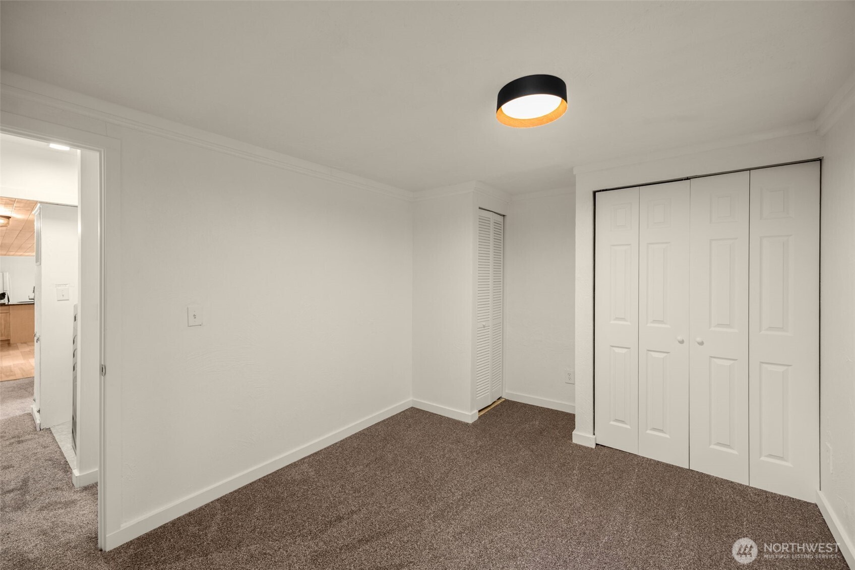 24222 54th Avenue W #12, Mountlake Terrace, WA 98043