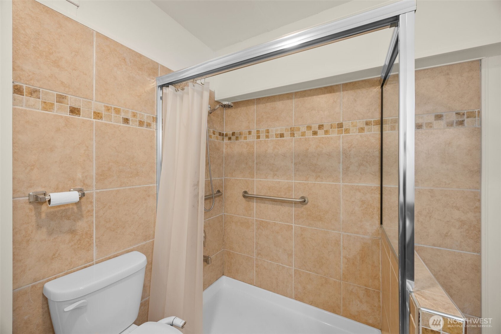 24222 54th Avenue W #12, Mountlake Terrace, WA 98043