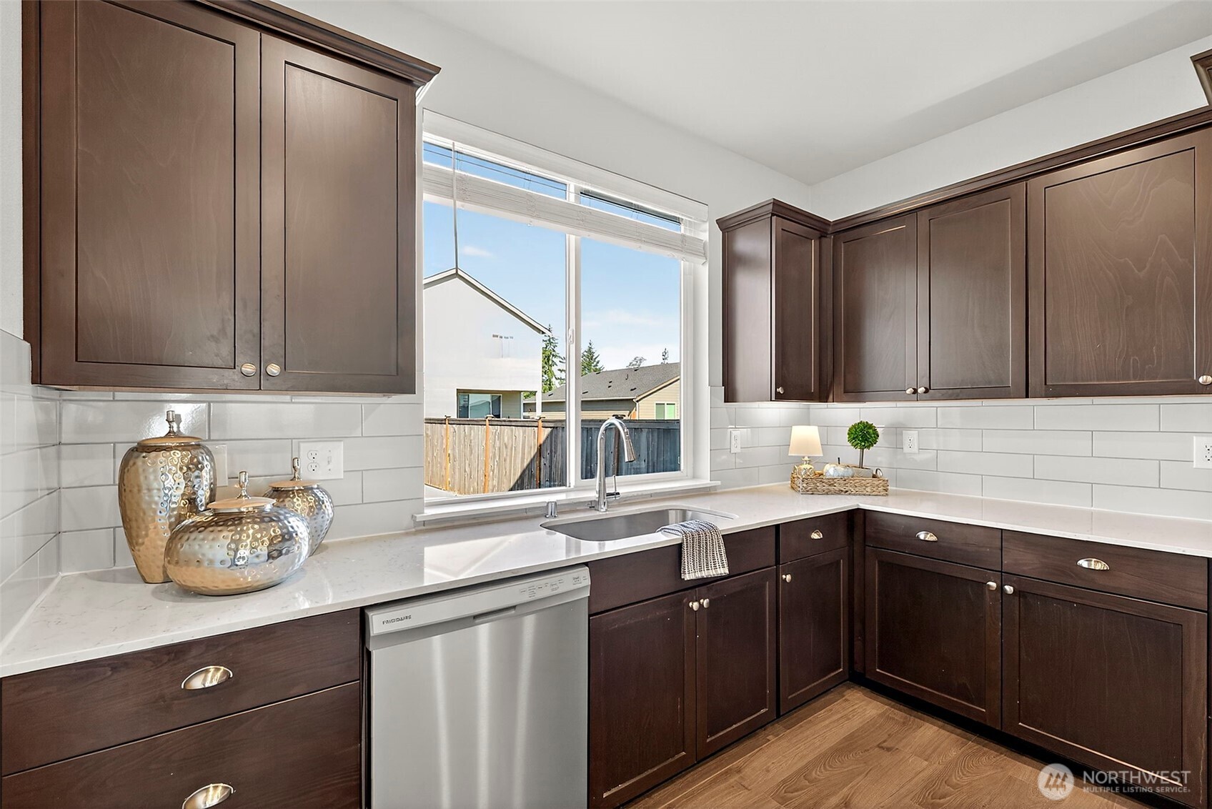 1472 Baker Heights Loop , Bremerton, WA 98312