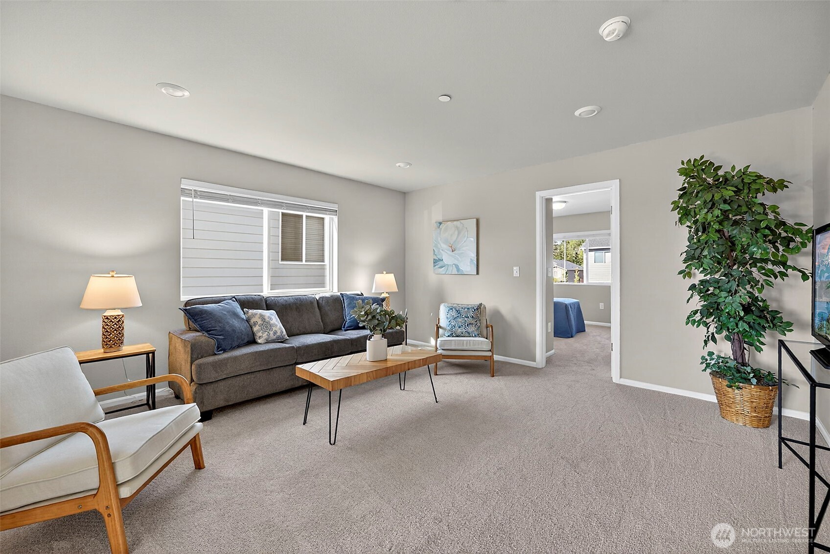 1472 Baker Heights Loop , Bremerton, WA 98312