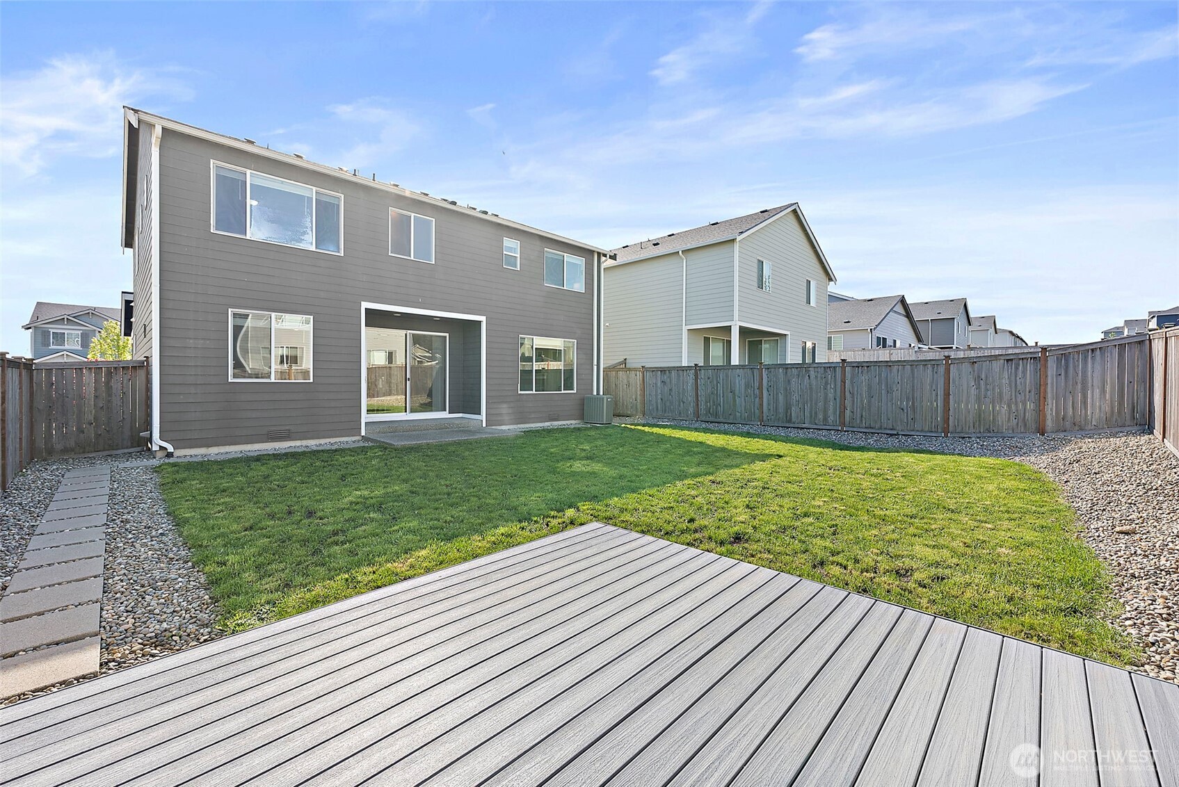 1472 Baker Heights Loop , Bremerton, WA 98312