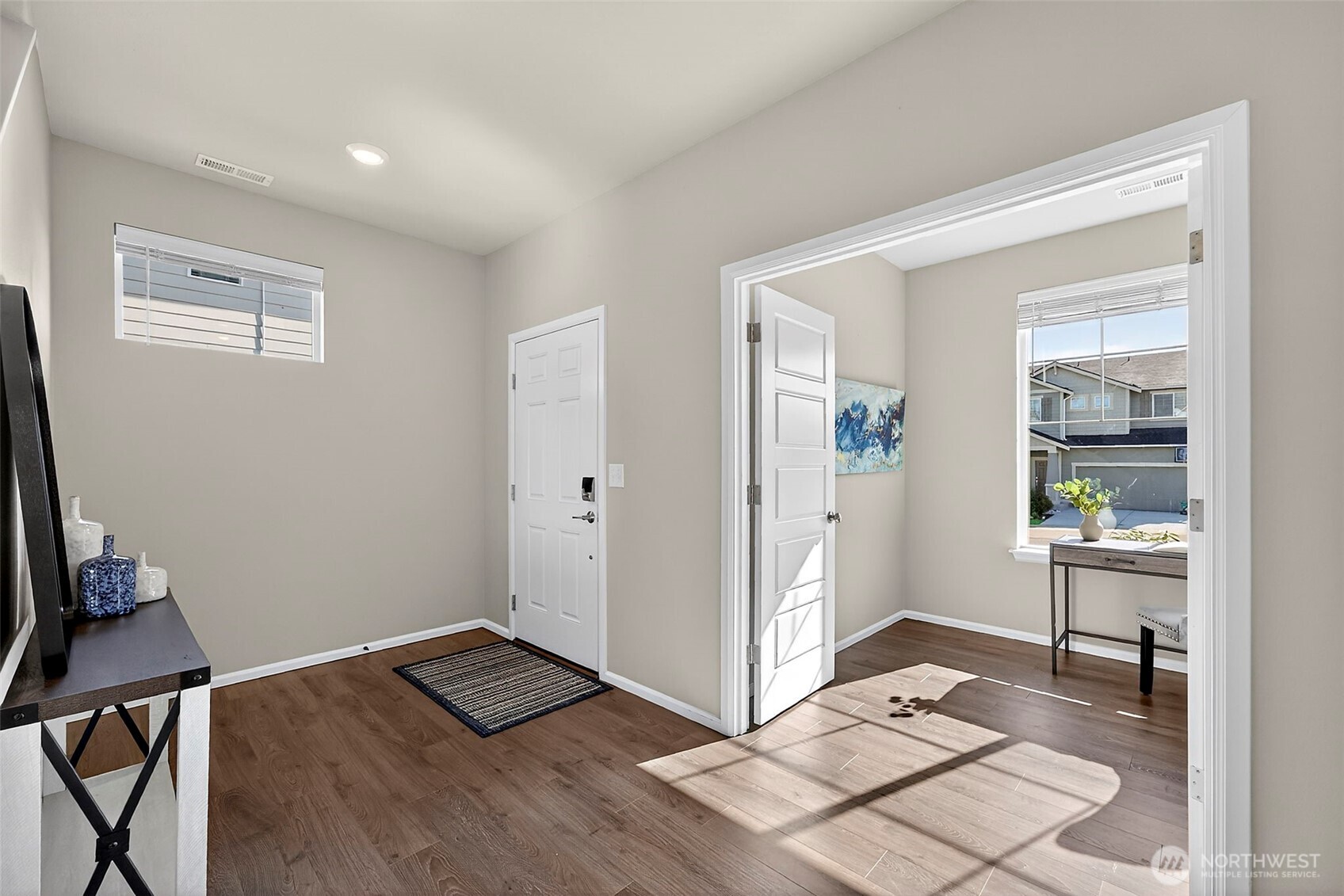 1472 Baker Heights Loop , Bremerton, WA 98312
