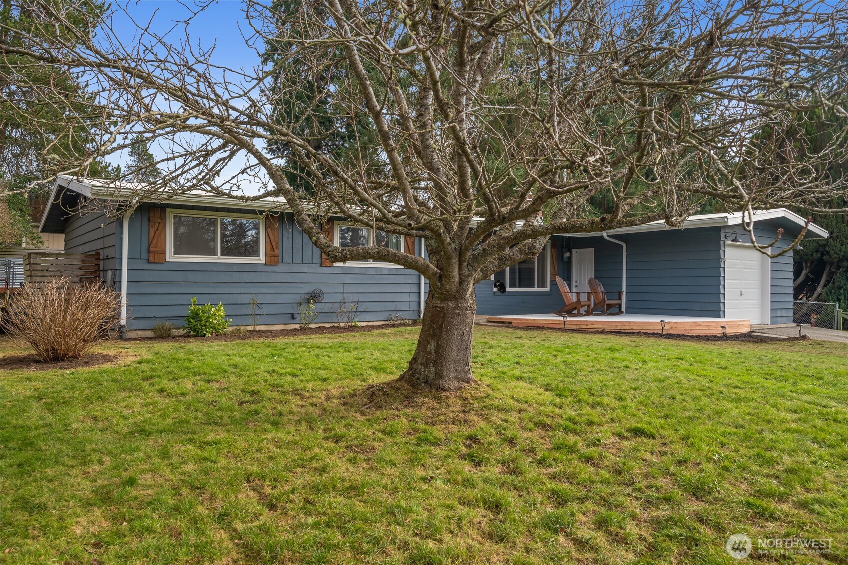 21615 82nd Avenue W, Edmonds, WA 98026