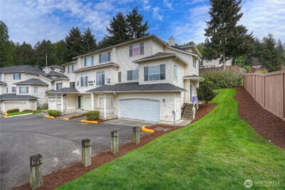 4724 Mill Pond Drive SE #702, Auburn, WA 98092 - Photo 2