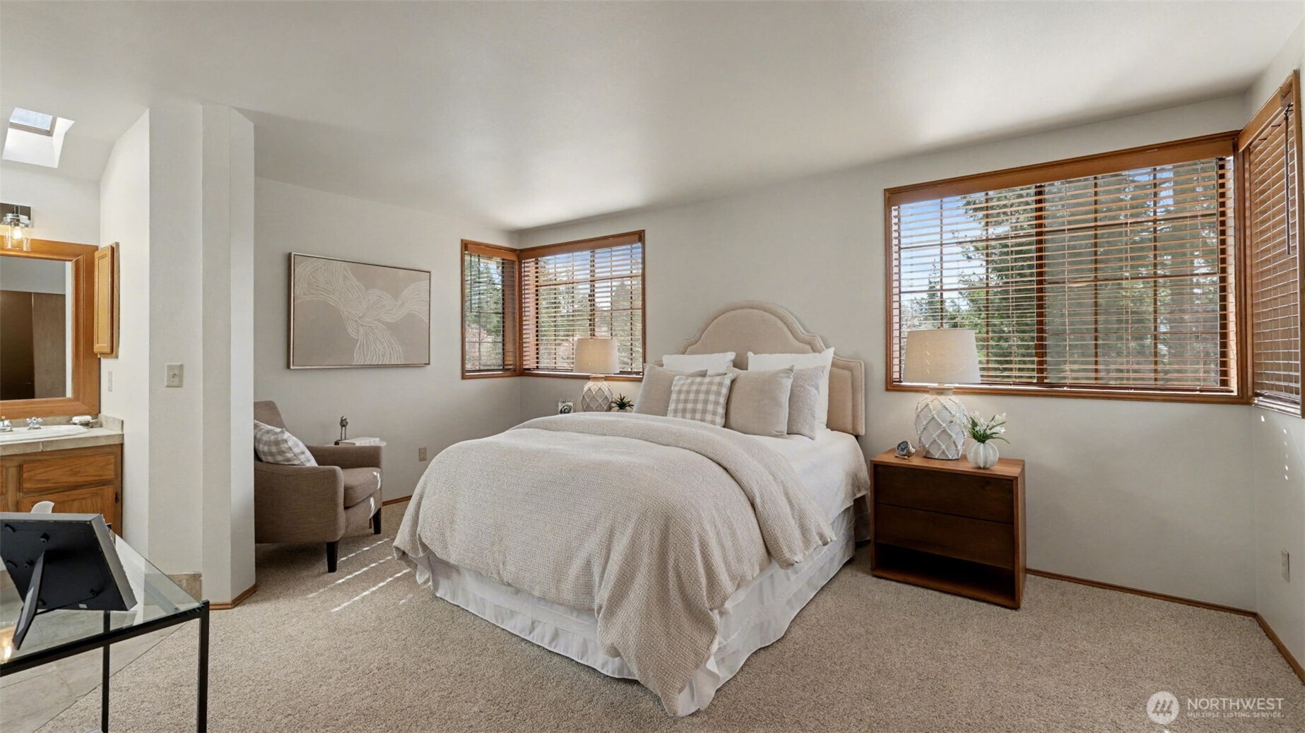 24238 SE 43rd Court , Sammamish, WA 98029