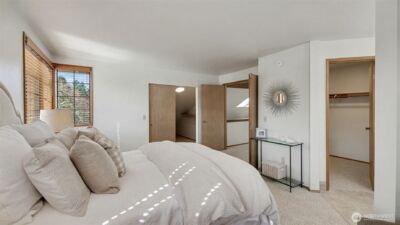 24238 SE 43rd Court , Sammamish, WA 98029 - Photo 19