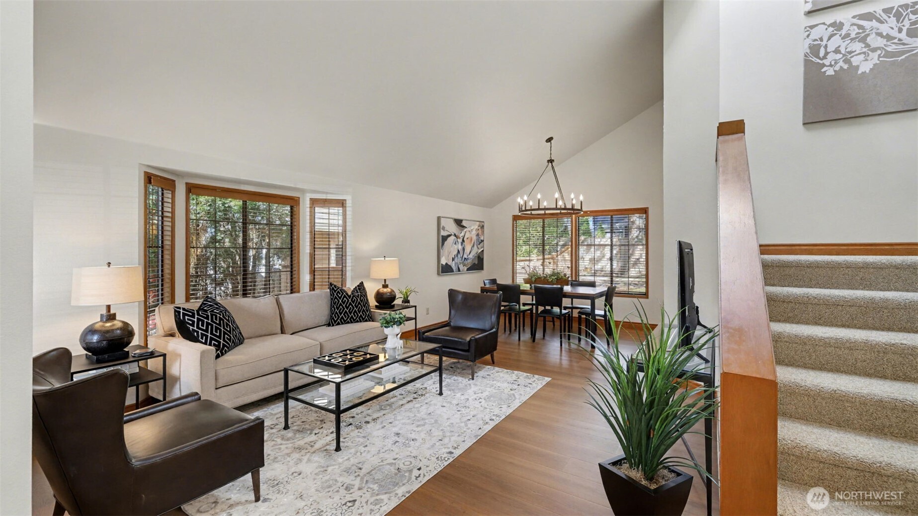 24238 SE 43rd Court , Sammamish, WA 98029