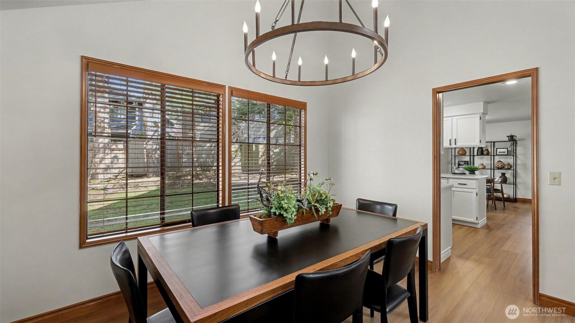 24238 SE 43rd Court , Sammamish, WA 98029