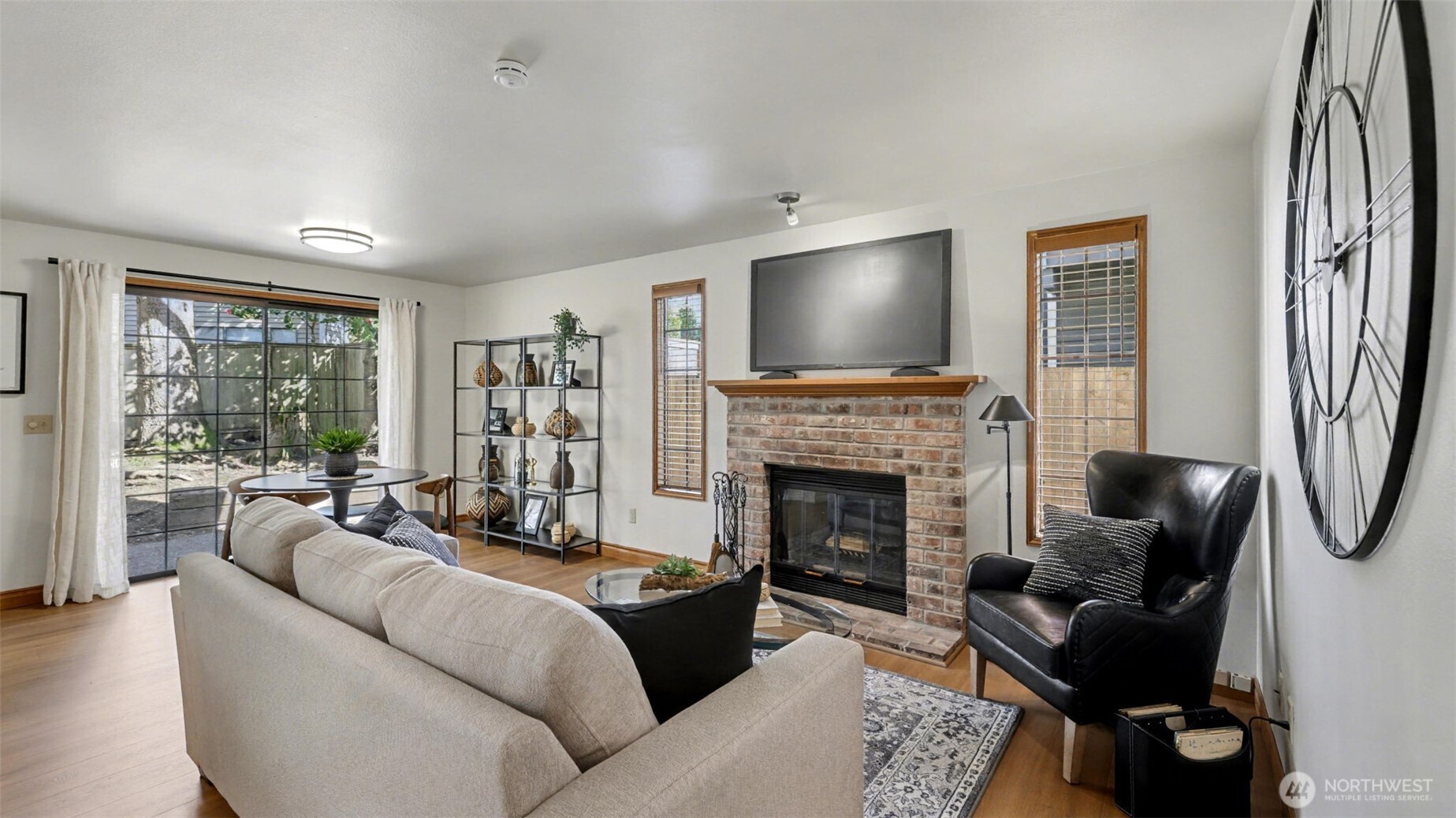 24238 SE 43rd Court , Sammamish, WA 98029