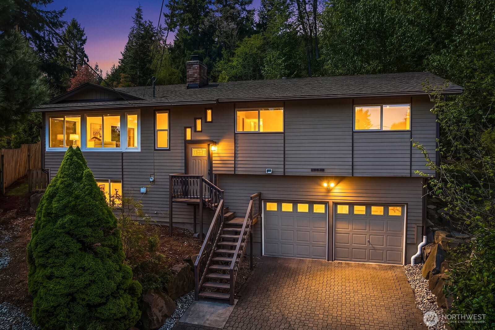 12516 SE 4th Place , Bellevue, WA 98005