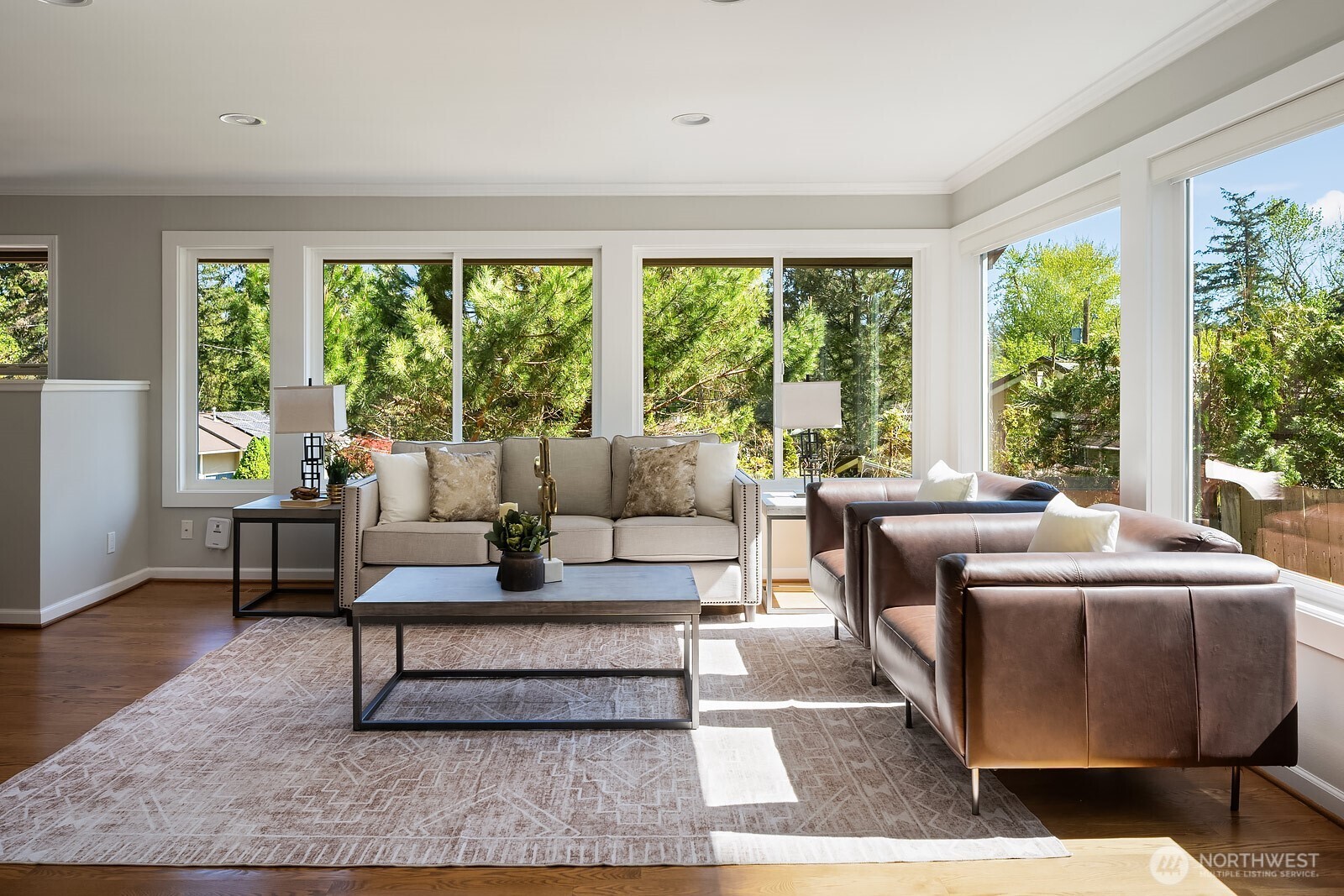 12516 SE 4th Place , Bellevue, WA 98005