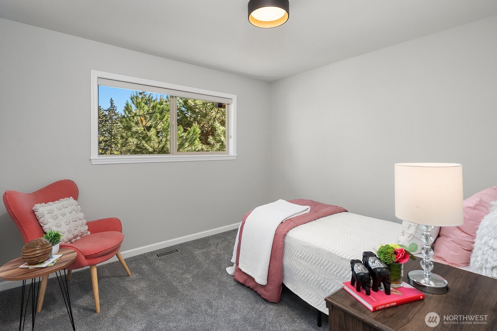 12516 SE 4th Place , Bellevue, WA 98005