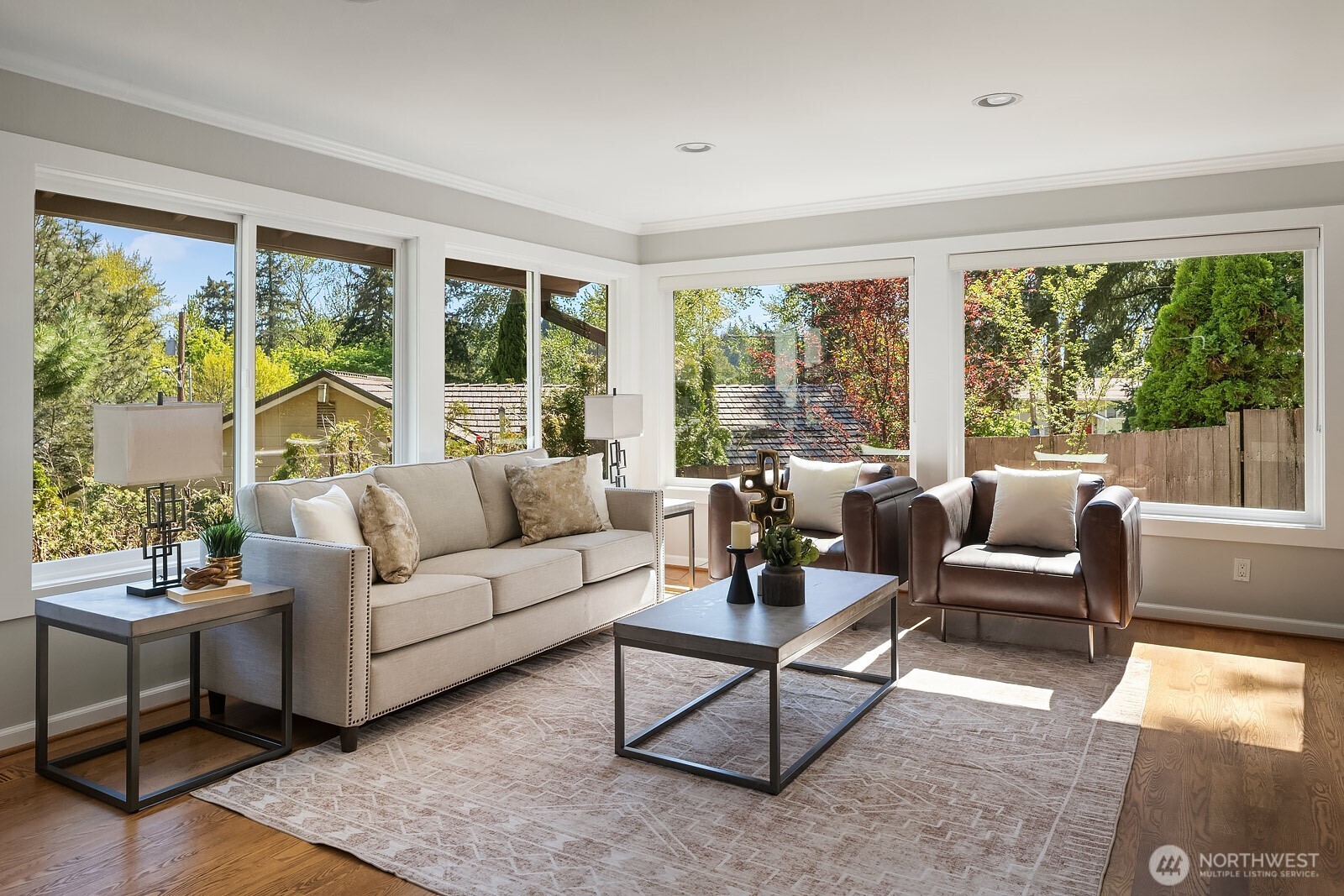 12516 SE 4th Place , Bellevue, WA 98005
