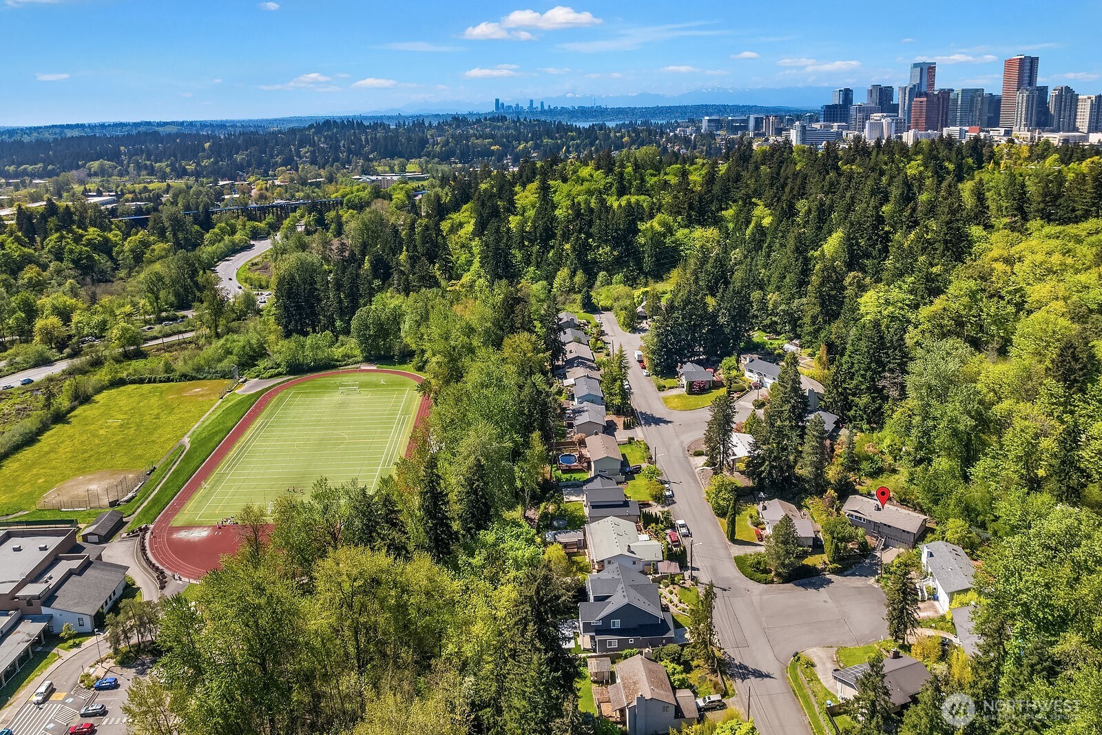 12516 SE 4th Place , Bellevue, WA 98005