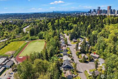 12516 SE 4th Place , Bellevue, WA 98005 - Photo 33
