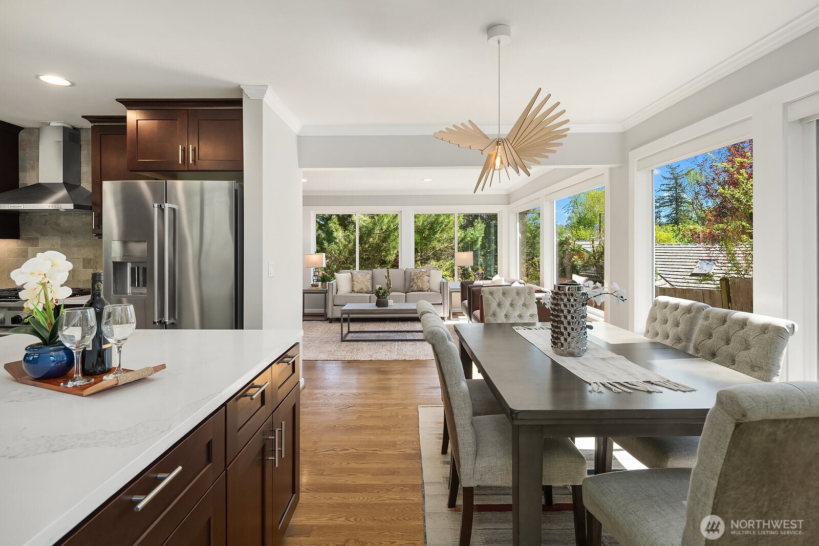 12516 SE 4th Place , Bellevue, WA 98005
