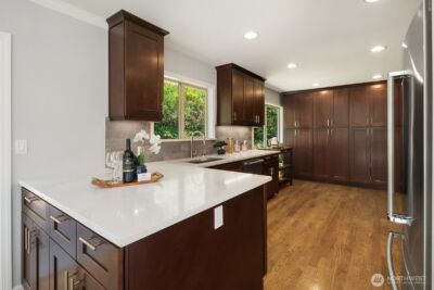 12516 SE 4th Place , Bellevue, WA 98005 - Photo 10
