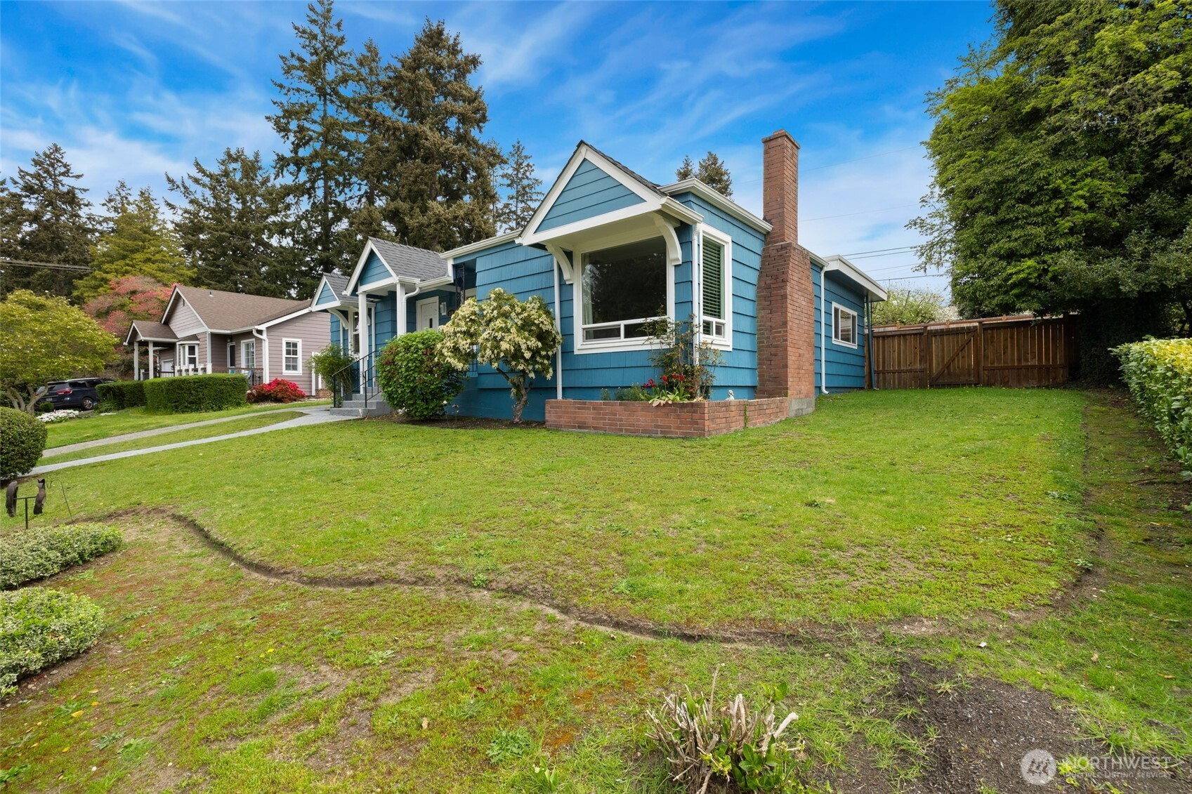 319 Contra Costa Avenue , Fircrest, WA 98466