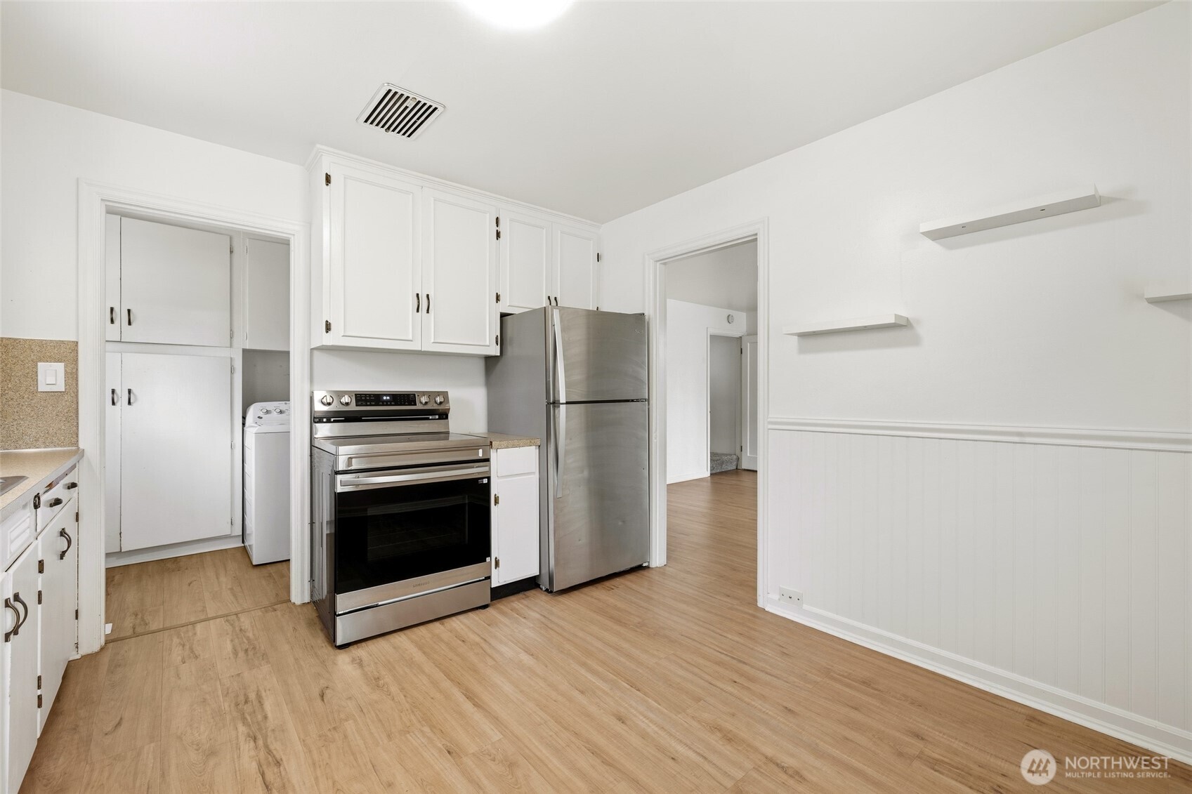 319 Contra Costa Avenue , Fircrest, WA 98466