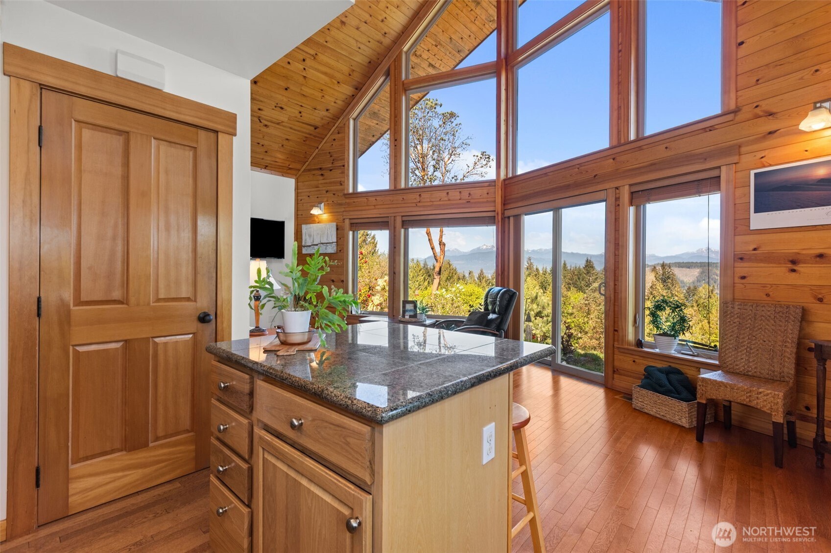 101 E Pine Street , Union, WA 98592