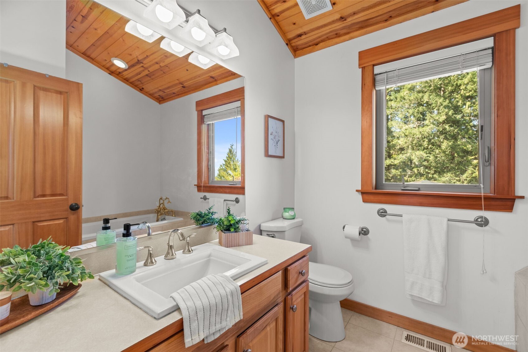 101 E Pine Street , Union, WA 98592