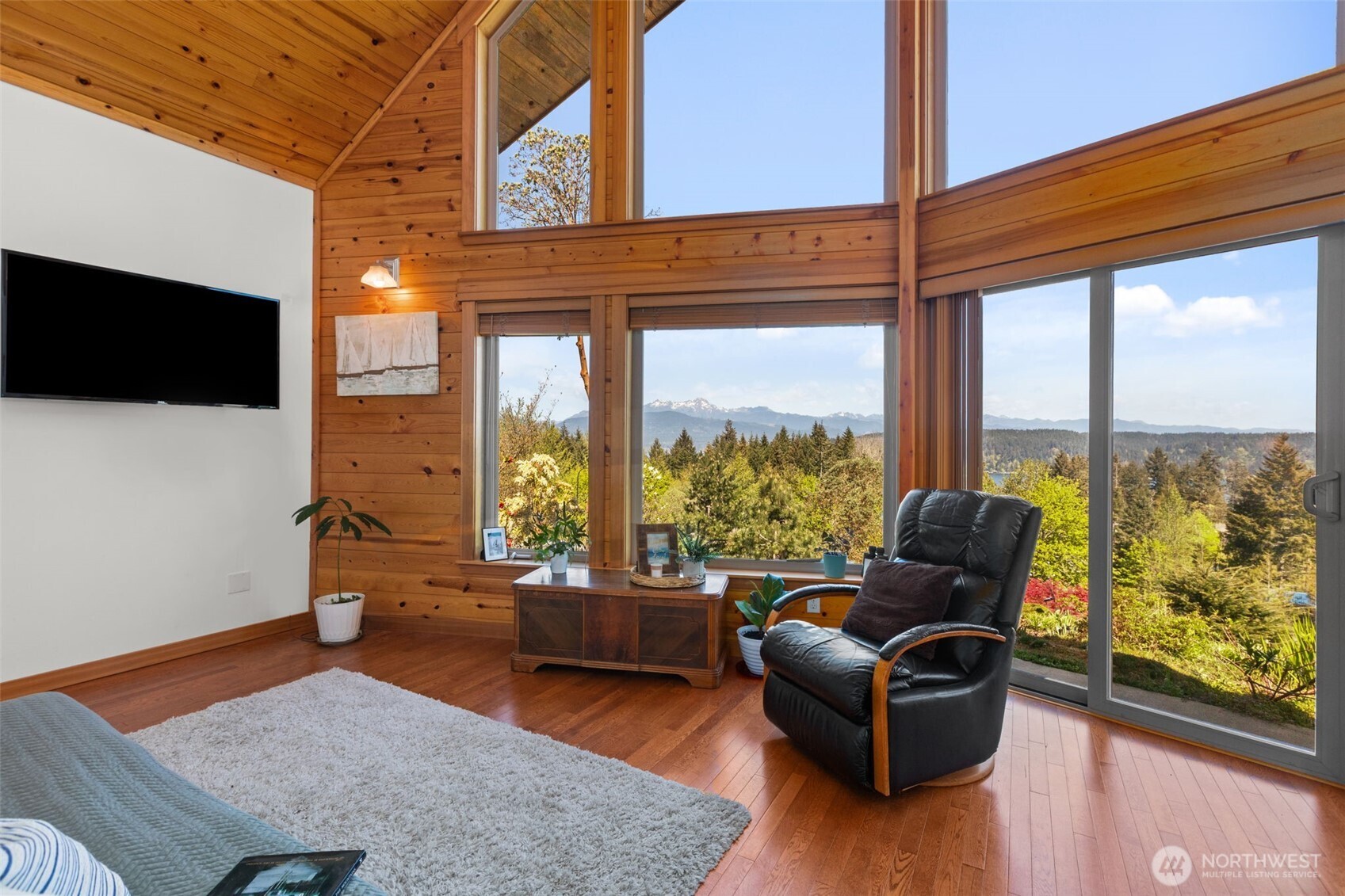 101 E Pine Street , Union, WA 98592