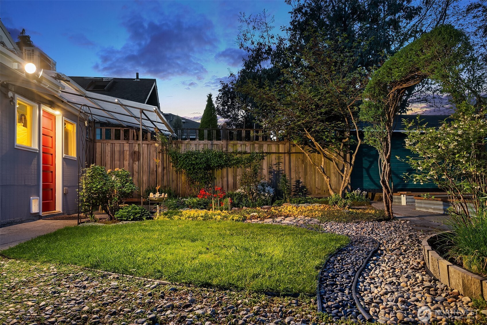 808 NW 64th Street , Seattle, WA 98107