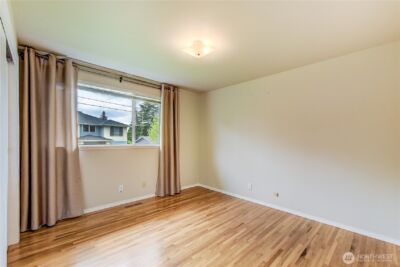 134 160th Place SE, Bellevue, WA 98008 - Photo 16