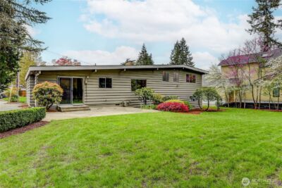 134 160th Place SE, Bellevue, WA 98008 - Photo 22
