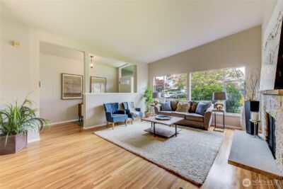 134 160th Place SE, Bellevue, WA 98008 - Photo 3