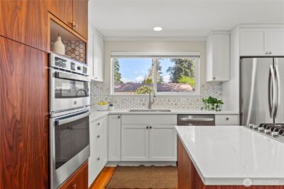 2012 168th Avenue , Bellevue, WA 98008 - Photo 16