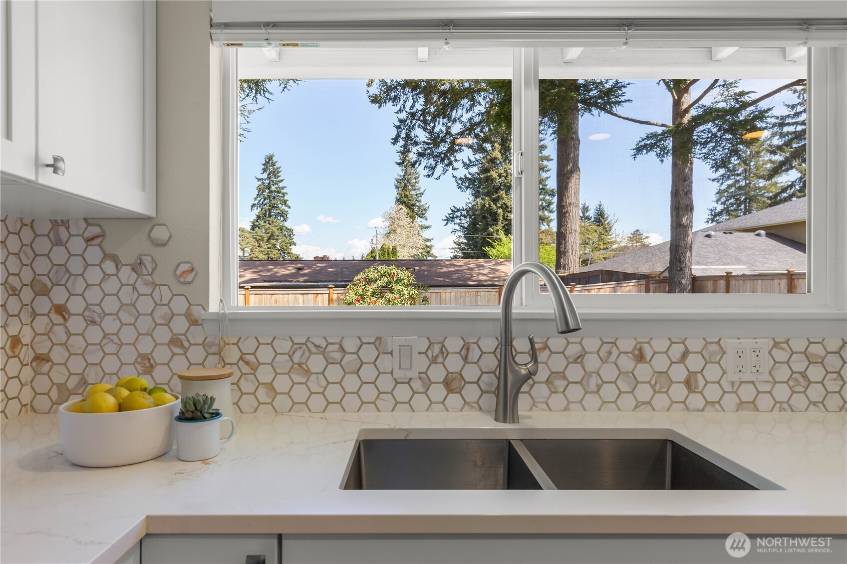 2012 168th Avenue , Bellevue, WA 98008