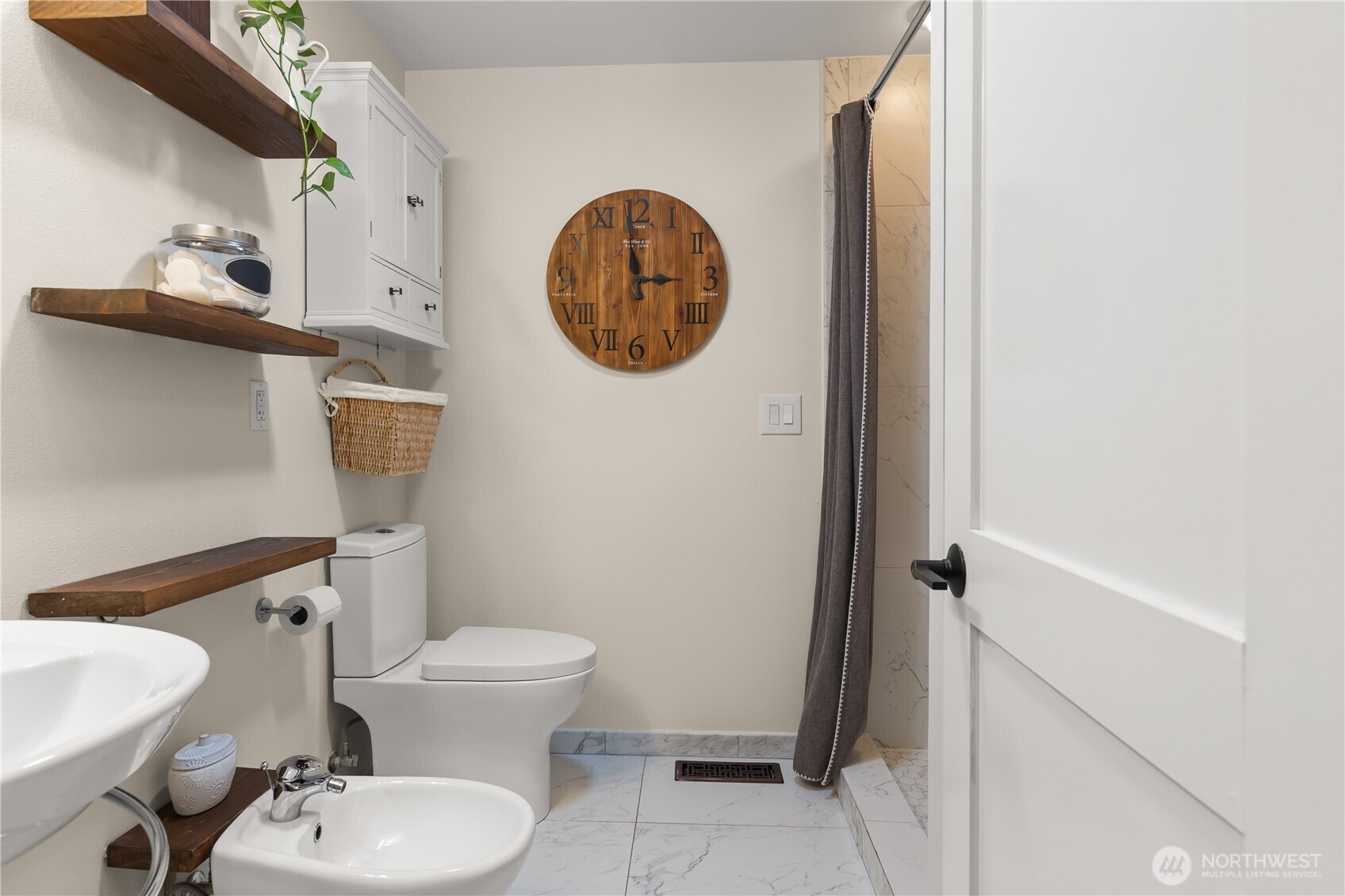 2012 168th Avenue , Bellevue, WA 98008
