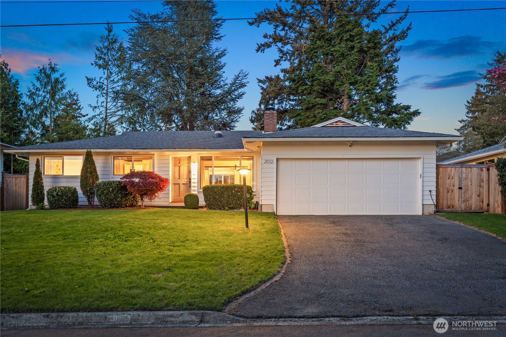 2012 168th Avenue , Bellevue, WA 98008