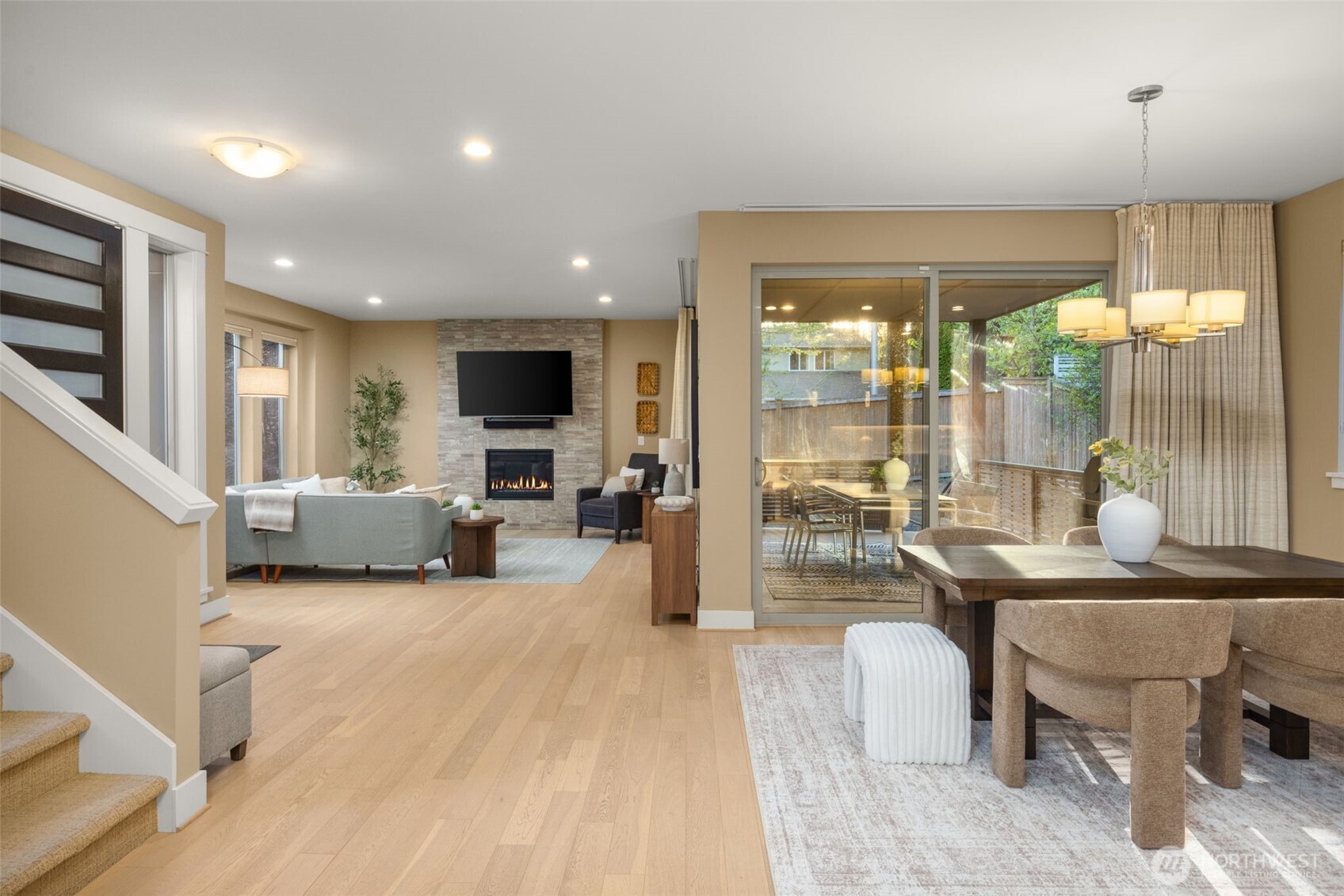 11222 116th Place NE #L4, Kirkland, WA 98033