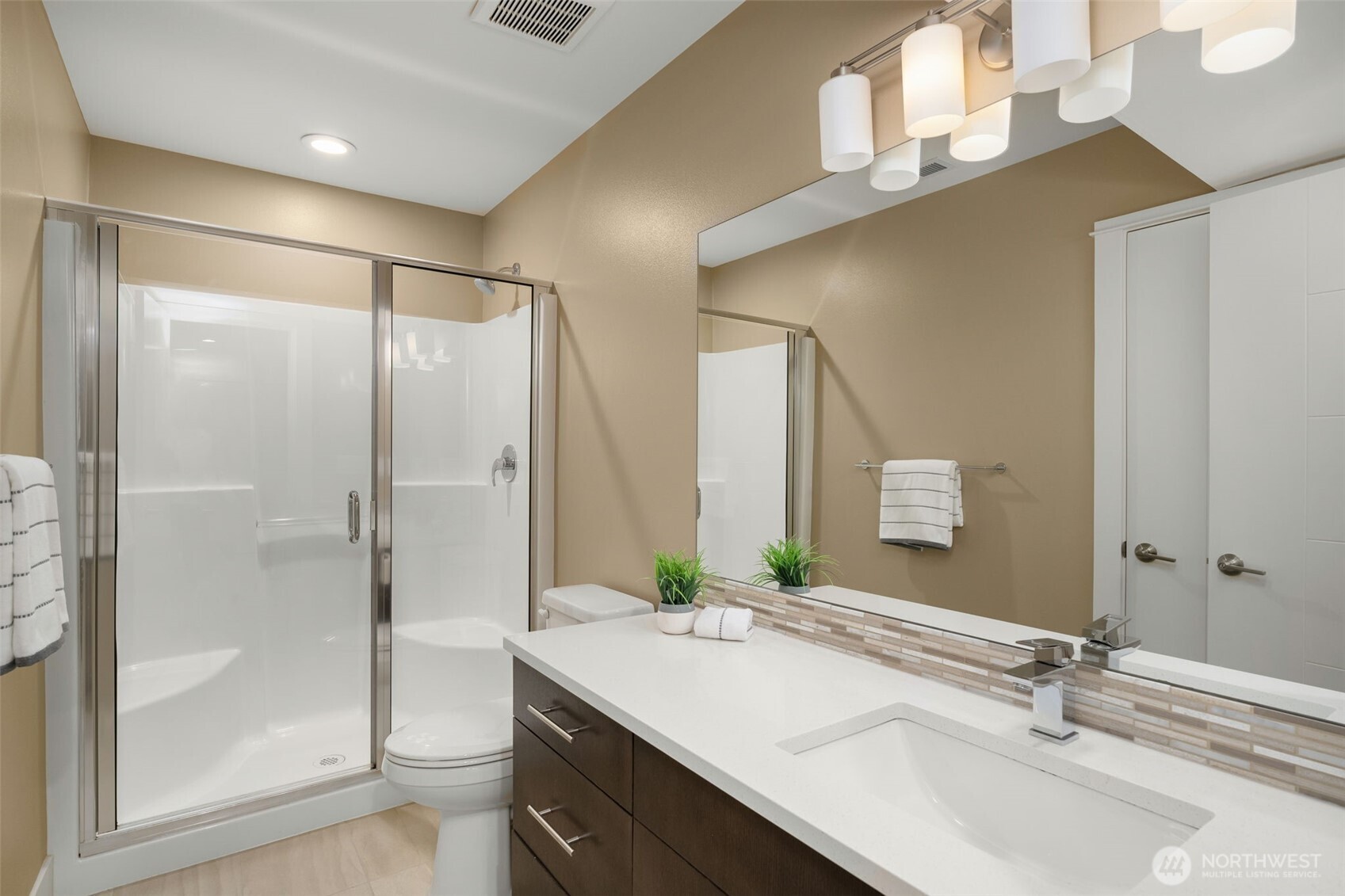 11222 116th Place NE #L4, Kirkland, WA 98033
