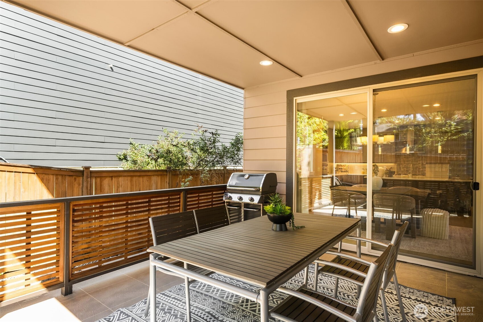 11222 116th Place NE #L4, Kirkland, WA 98033